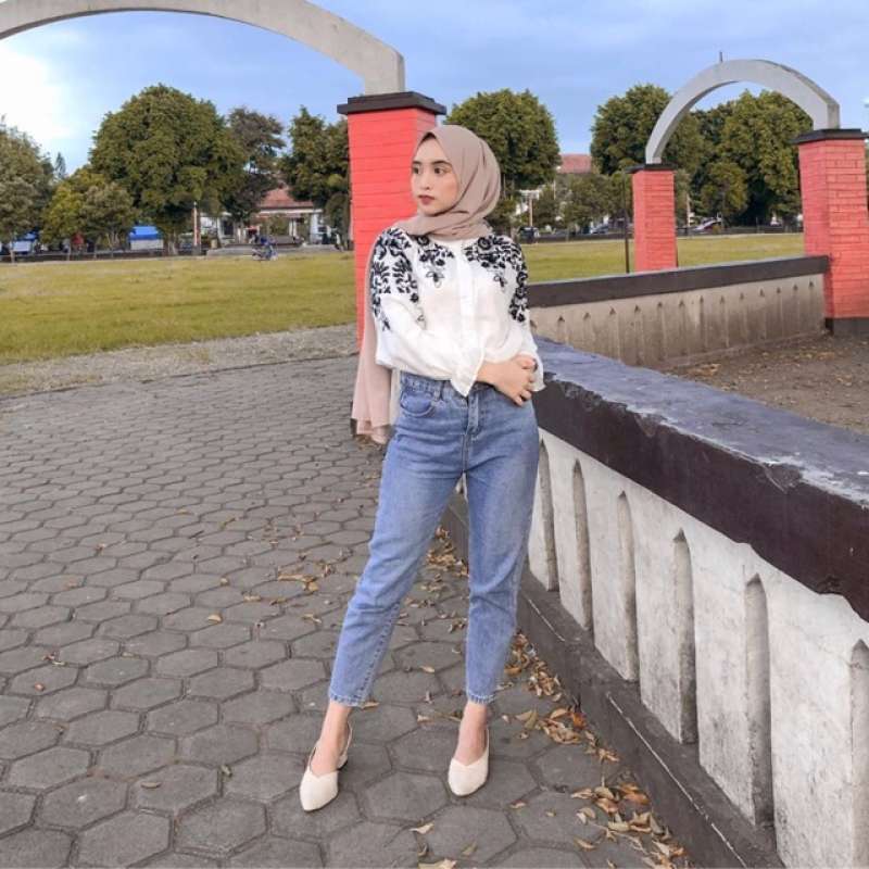 boyfriend jeans outfits