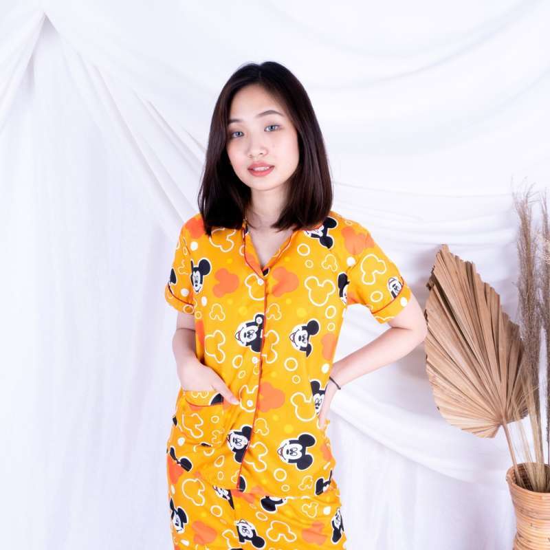 Jual Piyama Cp Wanita Satin Apple Set Kemeja Celana Panjang Baju Tidur Wanita Terbaru Piyama Terlaris Set Baju Tidur Baju Tidur Setelan Terbaru Juni 2021 Blibli