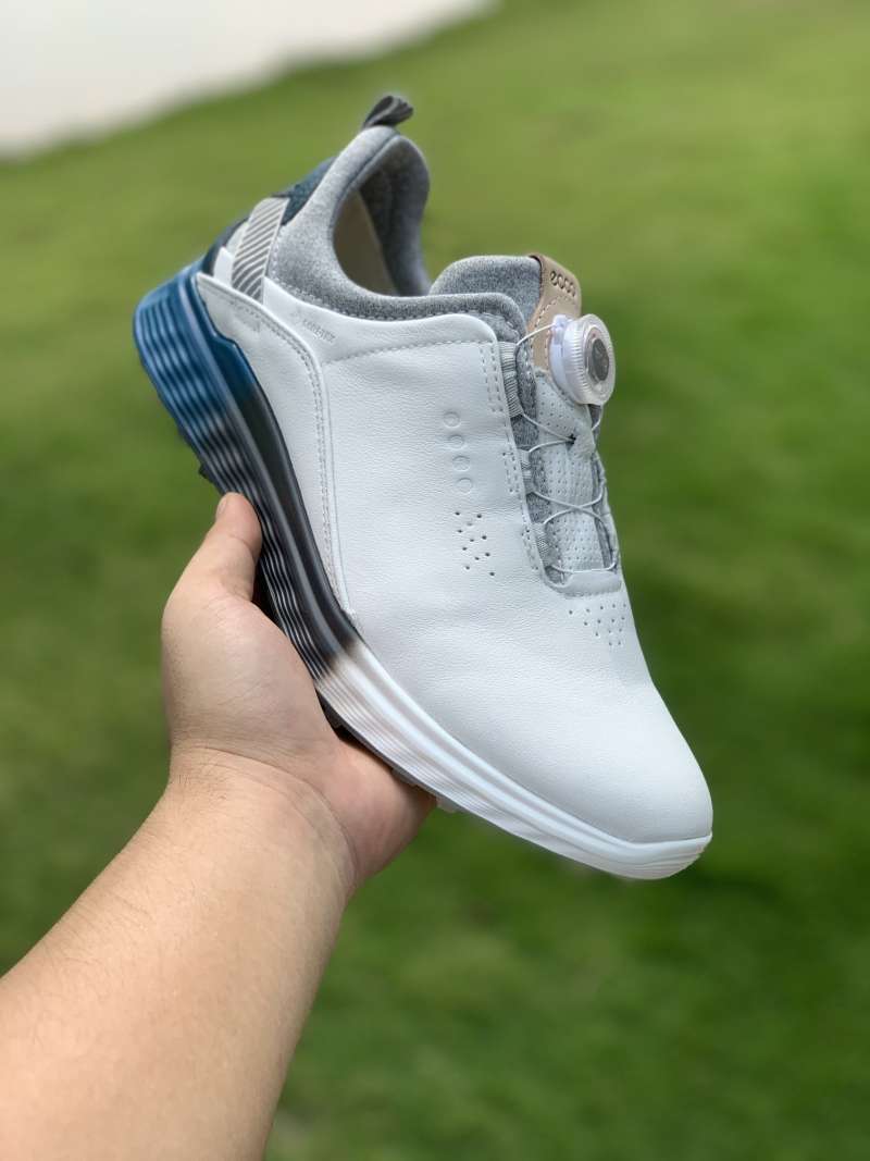 ecco running sneakers