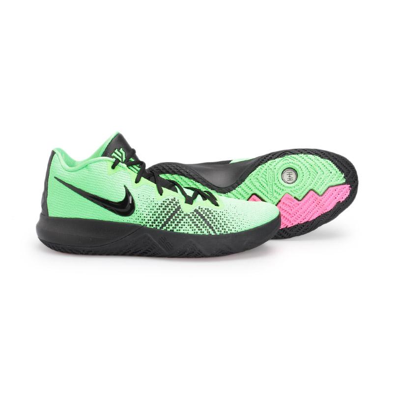 kyrie flytrap size 7
