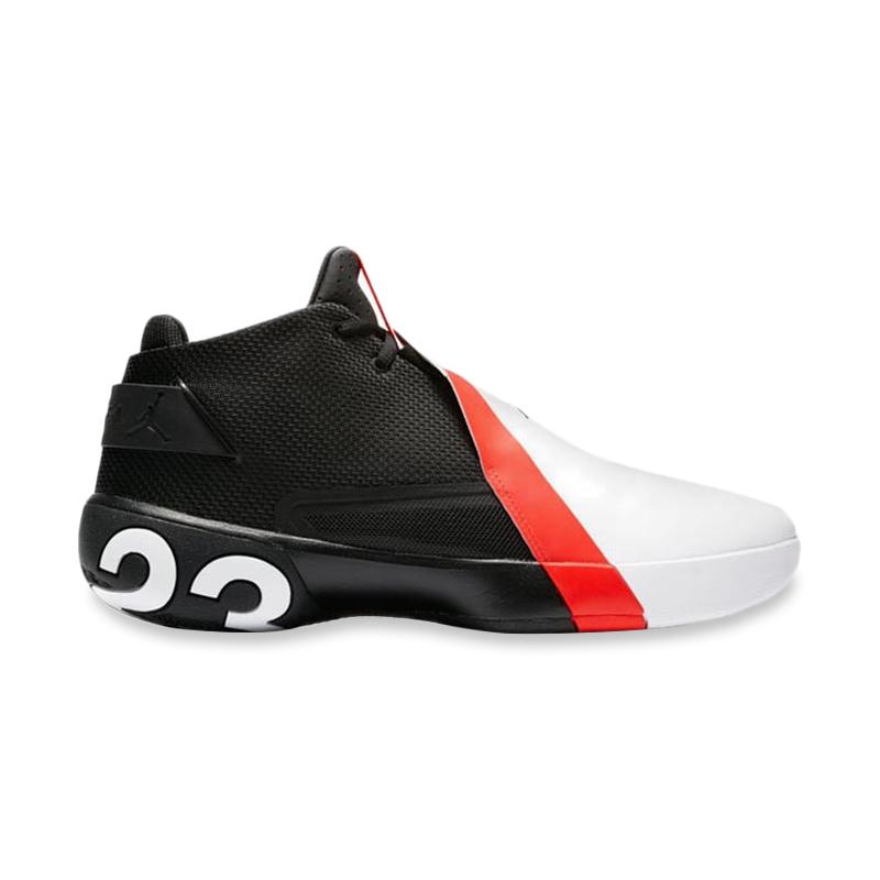 Jordan men's ultra deals fly 3 basketball shoes