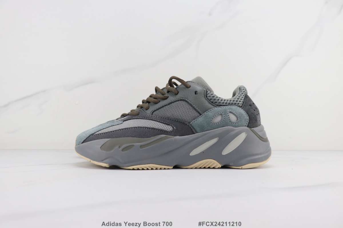 yeezy boost 700 men