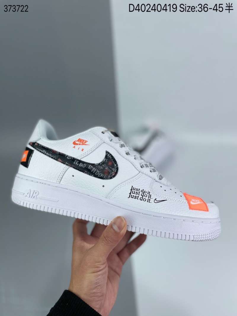 Jual NIKE Air Force 1 just do it logo and Air Force 1 low top board shoes  ar7719 - 36-45 are mainly white and decorated with several swoos - 38 di  Seller SNK souxing shop - | Blibli
