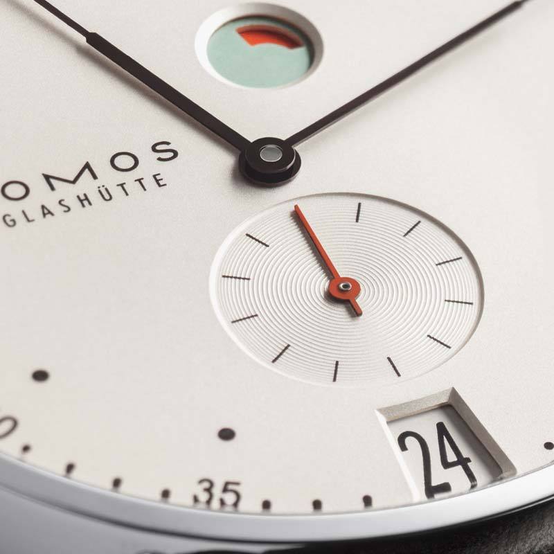 nomos quartz watches