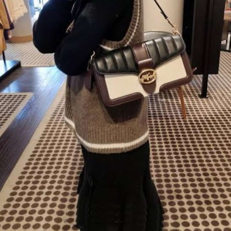 Jual Coach Georgie Shoulder Bag With Colorblock Linear Quilting di