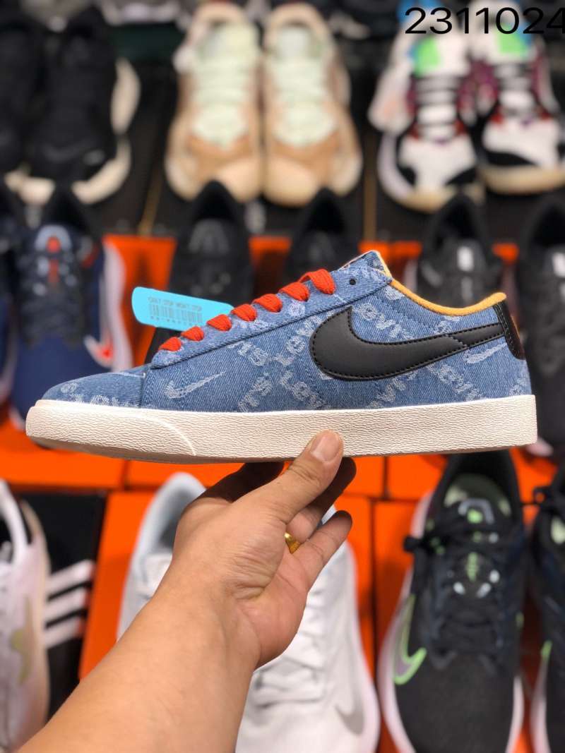 nike blazer levis