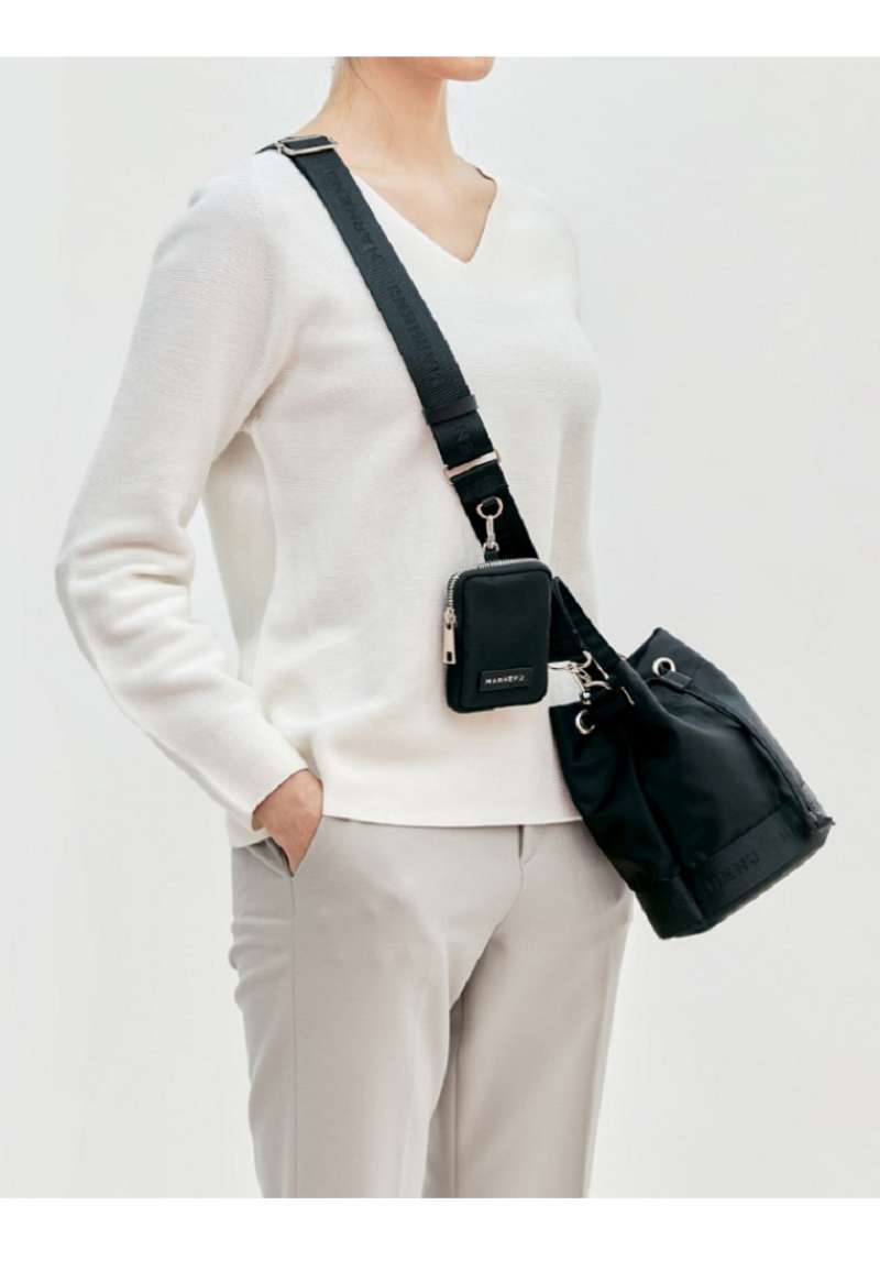 Jual Marhen.J Lexy Bag All Black di Seller Mongschics Official