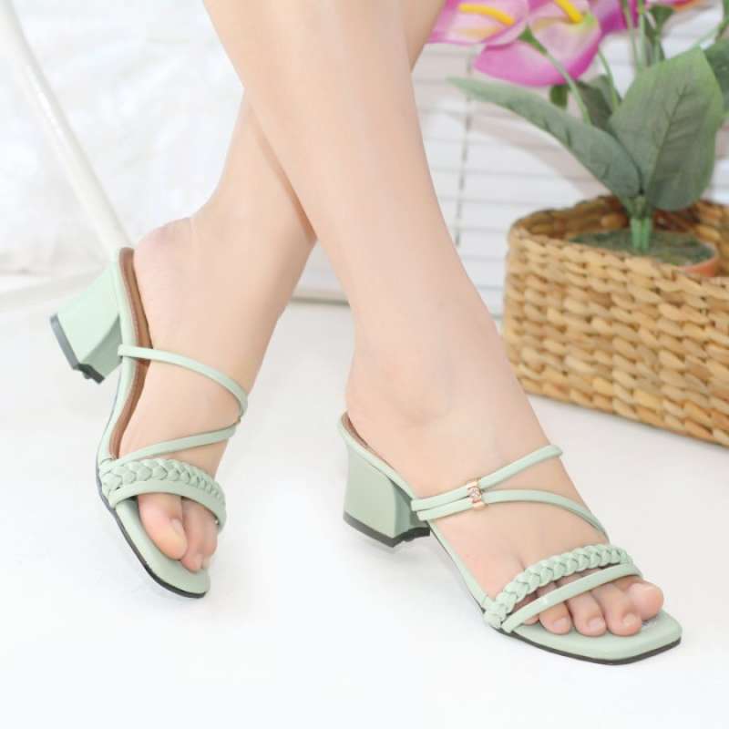 Sandal high hot sale heels terbaru