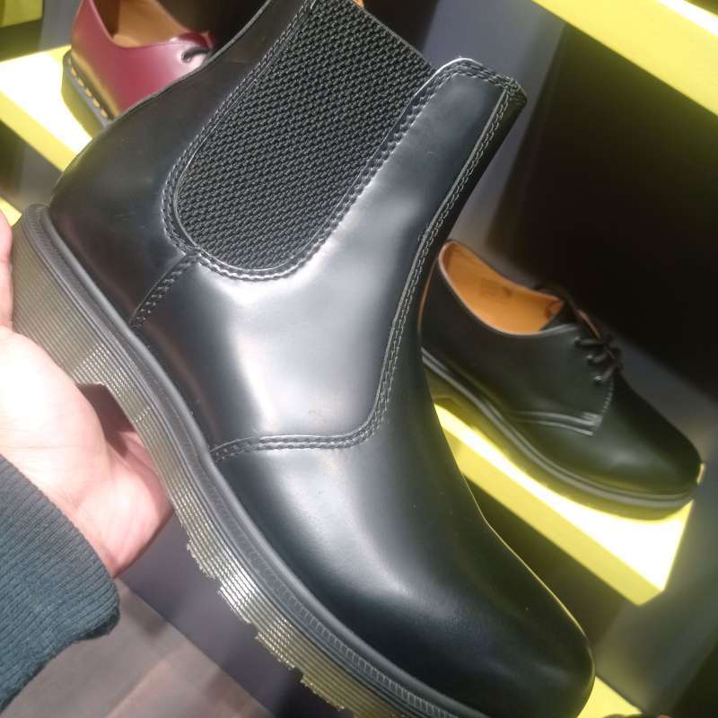 Dr martens hotsell 37 sale