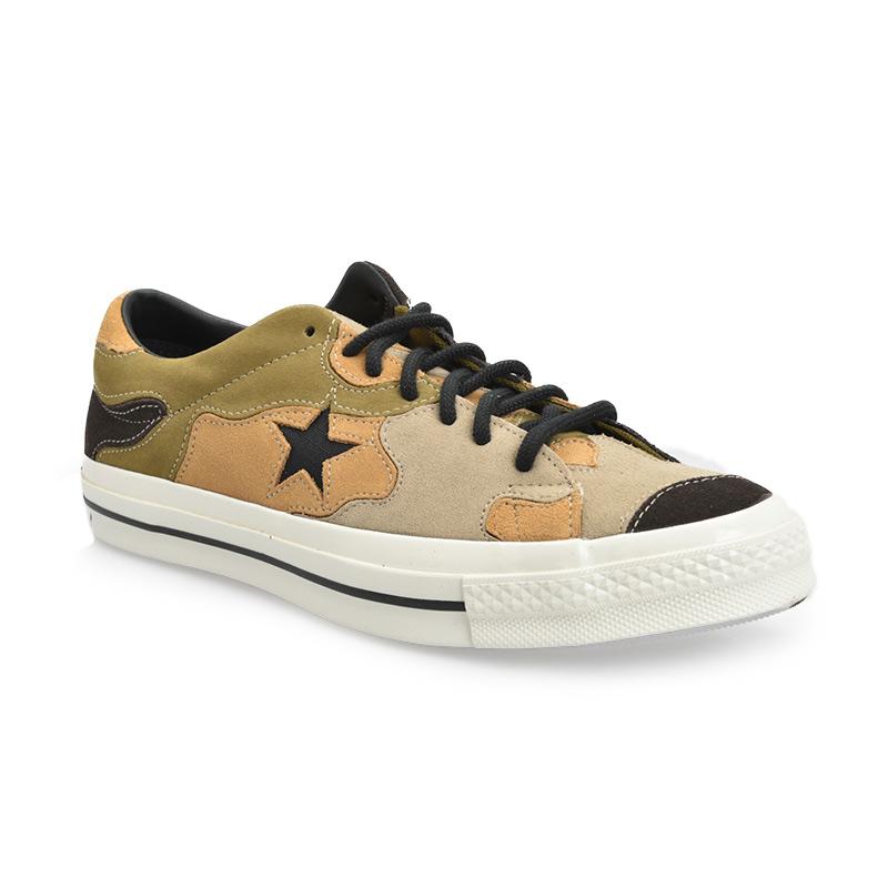 Converse one shop star camo