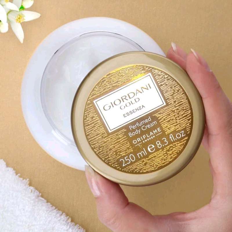 Giordani gold essenza perfumed sales body cream