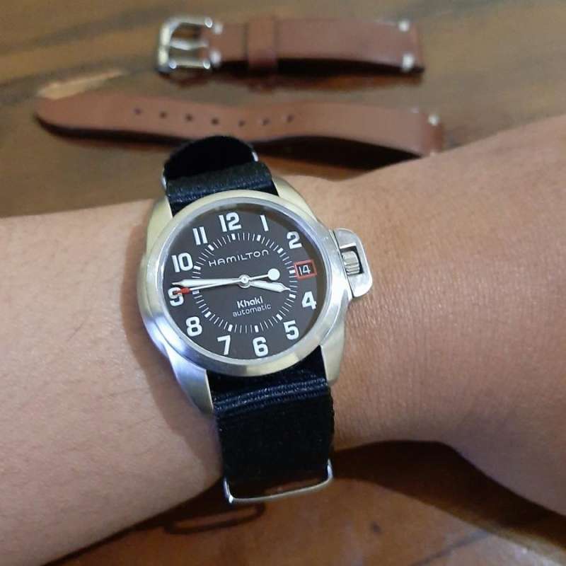 Hamilton khaki 6305 hotsell