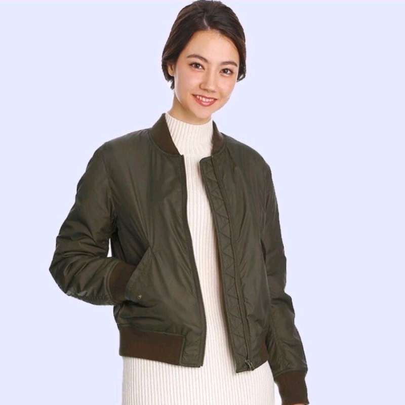 Jaket wanita bomber Uniqlo