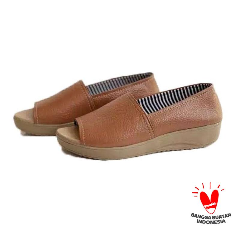 Wedges wanita terbaru best sale 219