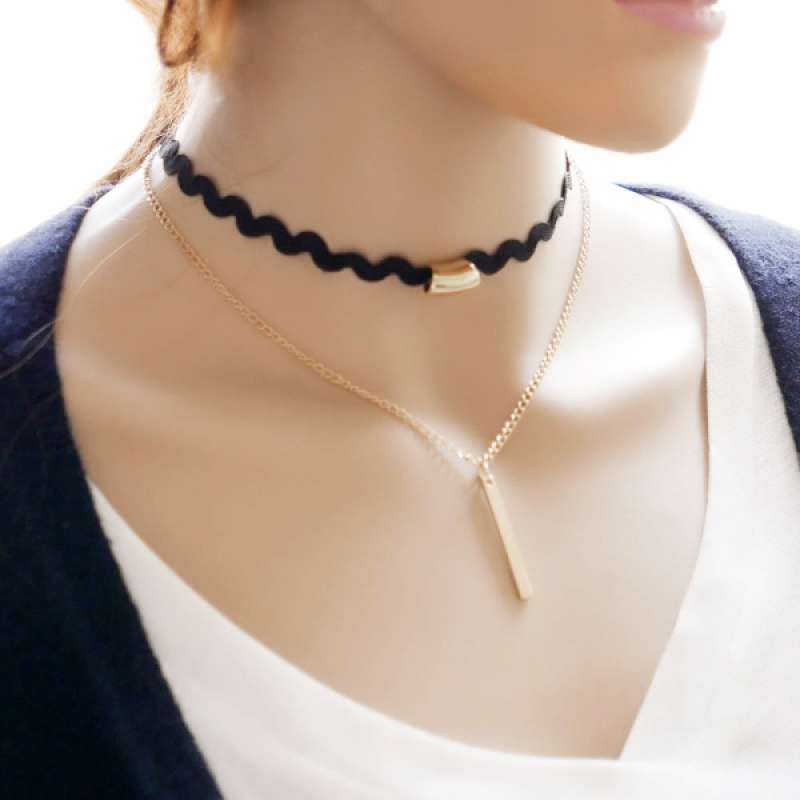 Jual Multi-layer Wavy Lace Pendant 