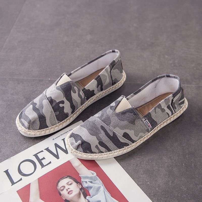 Jual Sepatu Pria Sepatu Kasual Slip On Import Murah Motif Army Terbaru Nyaman Buat Hangout Dan Kekinian Online Oktober 2020 Blibli Com