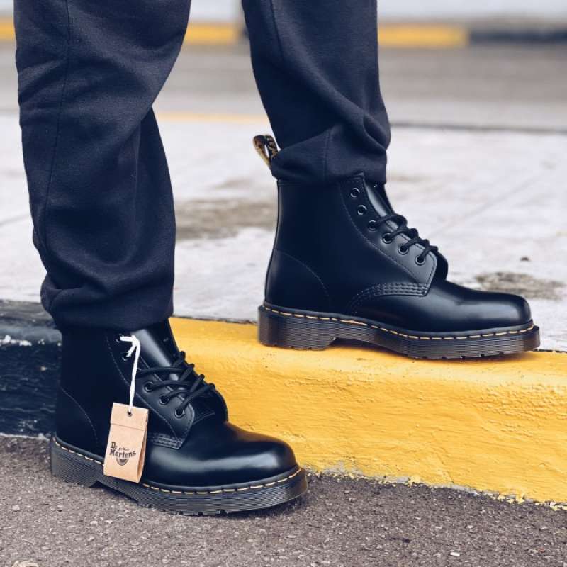 Jual Sepatu Dr. Martens 101 Yellow Stitch Black Smooth di Seller LANGKAHKU  STOREE - Kota Jakarta Selatan, DKI Jakarta | Blibli