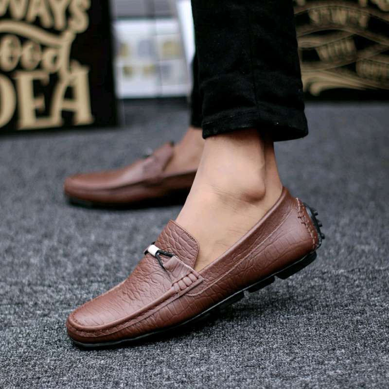 Sepatu casual pria online slip on loafers kerja