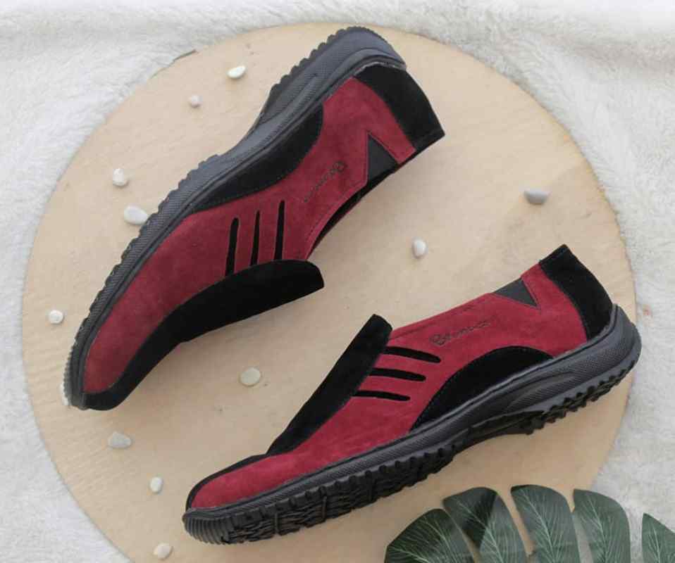 Jual Sepatu Pria Warna Merah Hitam Online Oktober 2020 Blibli Com