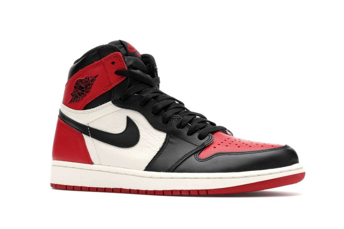 Jual AIR JORDAN 1 RETRO HIGH BRED TOE di Seller DHype USS