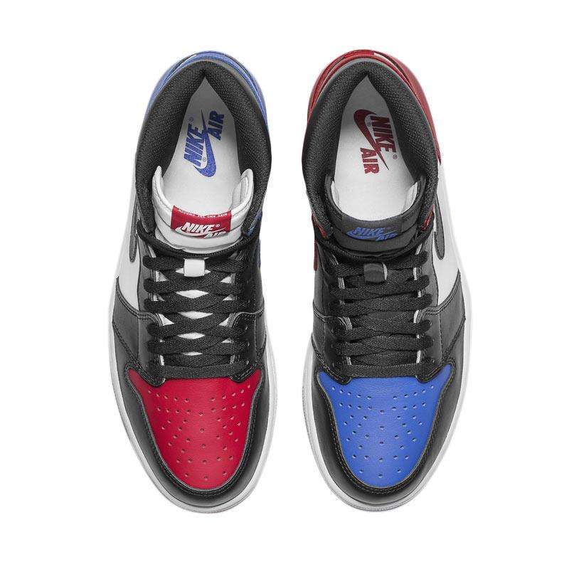 Jual Nike Air Jordan 1 Top 3 Sepatu Sneakers Pria Multicolor 555088 026 Online Oktober 2020 Blibli Com