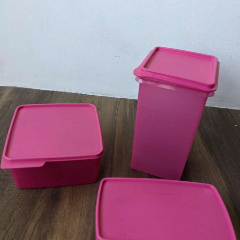 Jual Tupperware Set Pink di Seller Uranus Store - Sutawinangun, Kab.  Cirebon