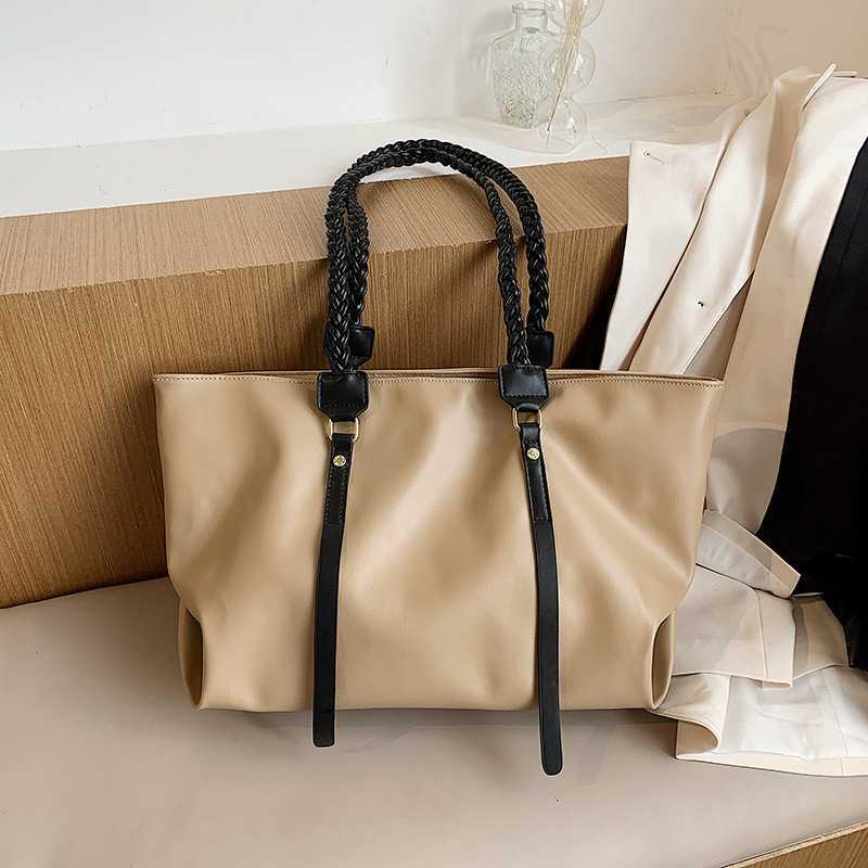 Tote bag model terbaru 2025