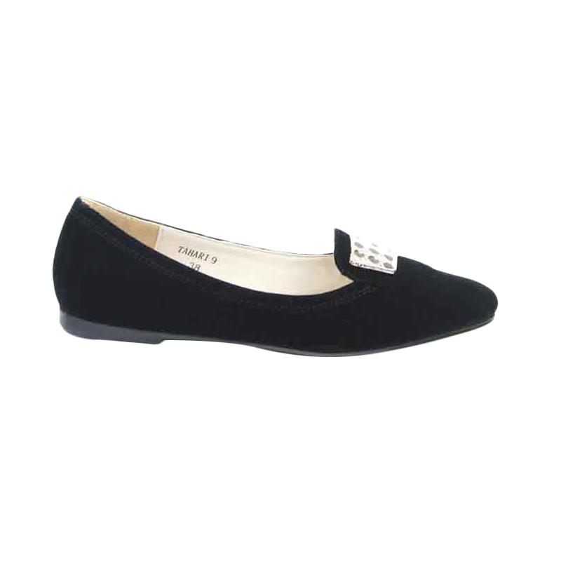 GatsuOne Tahari 9 Flat Shoes Wanita - Black