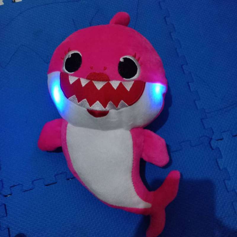 Jual Boneka Baby Shark Berkualitas Ada Lampu Dan Music Terbaru November 2021 Harga Murah Kualitas Terjamin Blibli