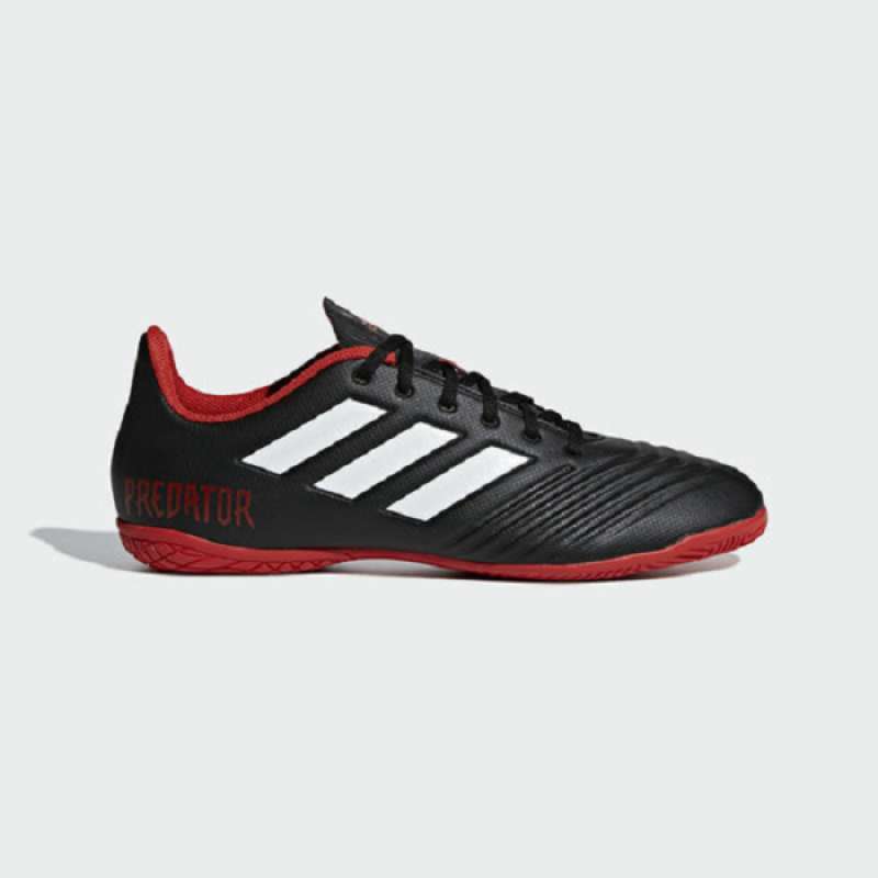 Foto sepatu futsal adidas online