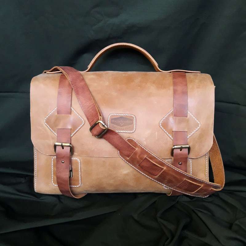Messenger bag kulit on sale