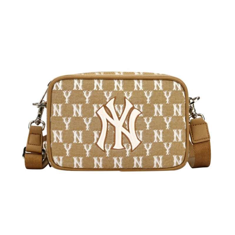 New York Yankees Mini Cross Body Bag