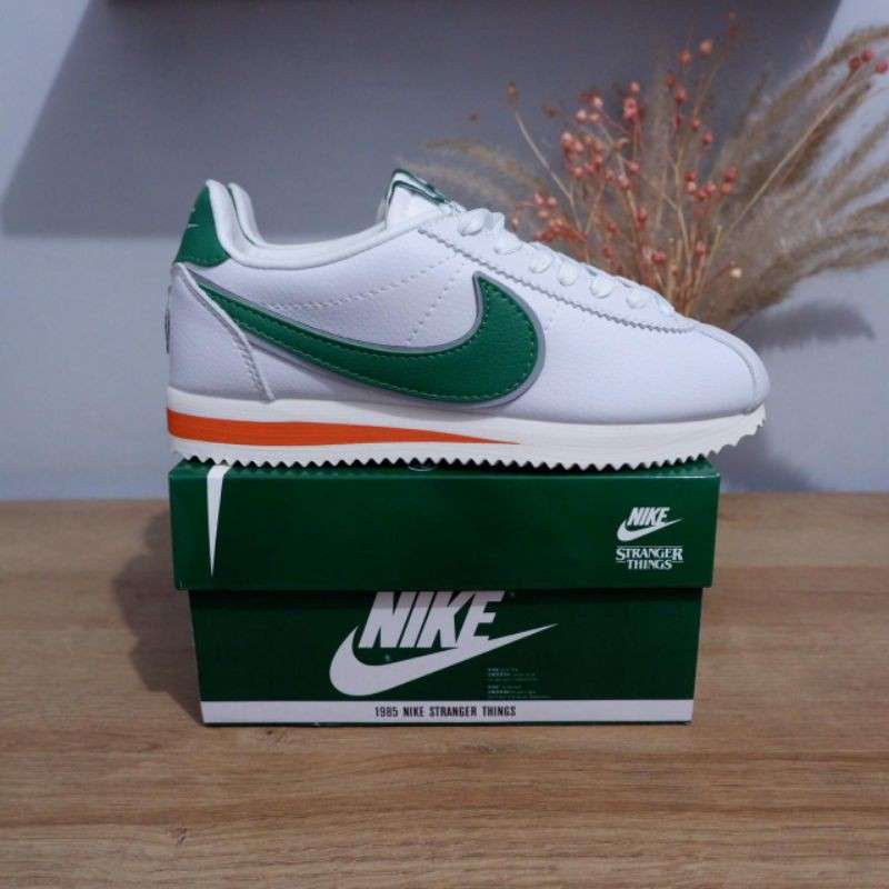 nike stranger things indonesia