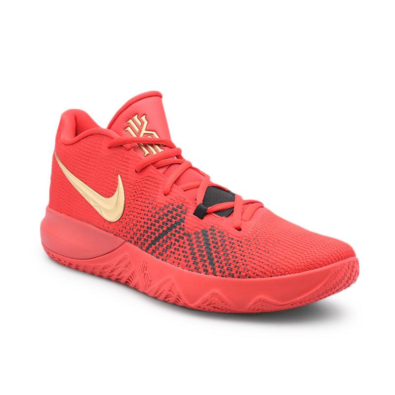 nike men's kyrie flytrap basketball