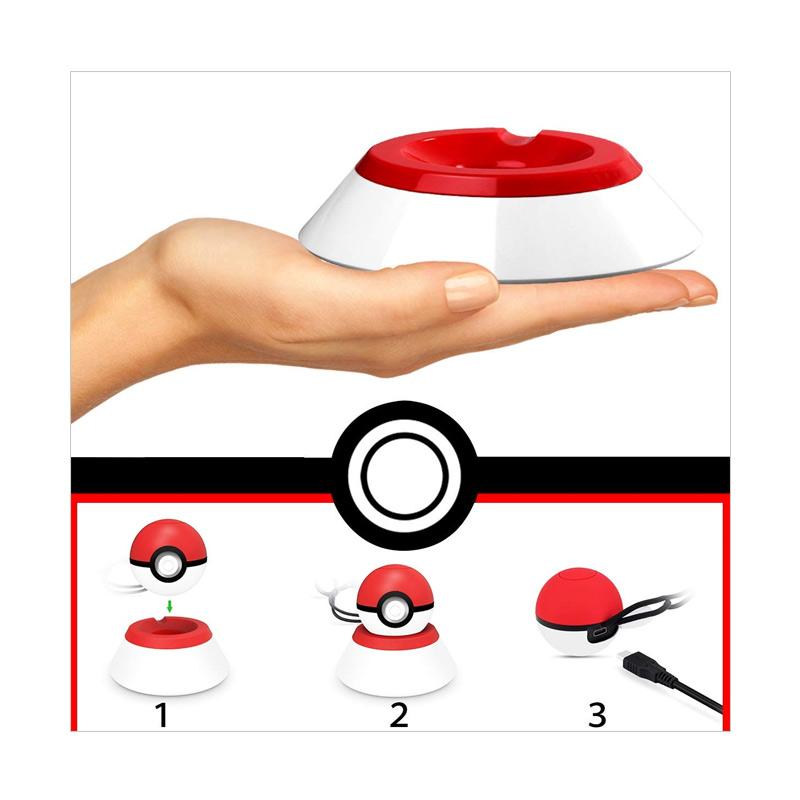 does the pokeball plus come with a charger