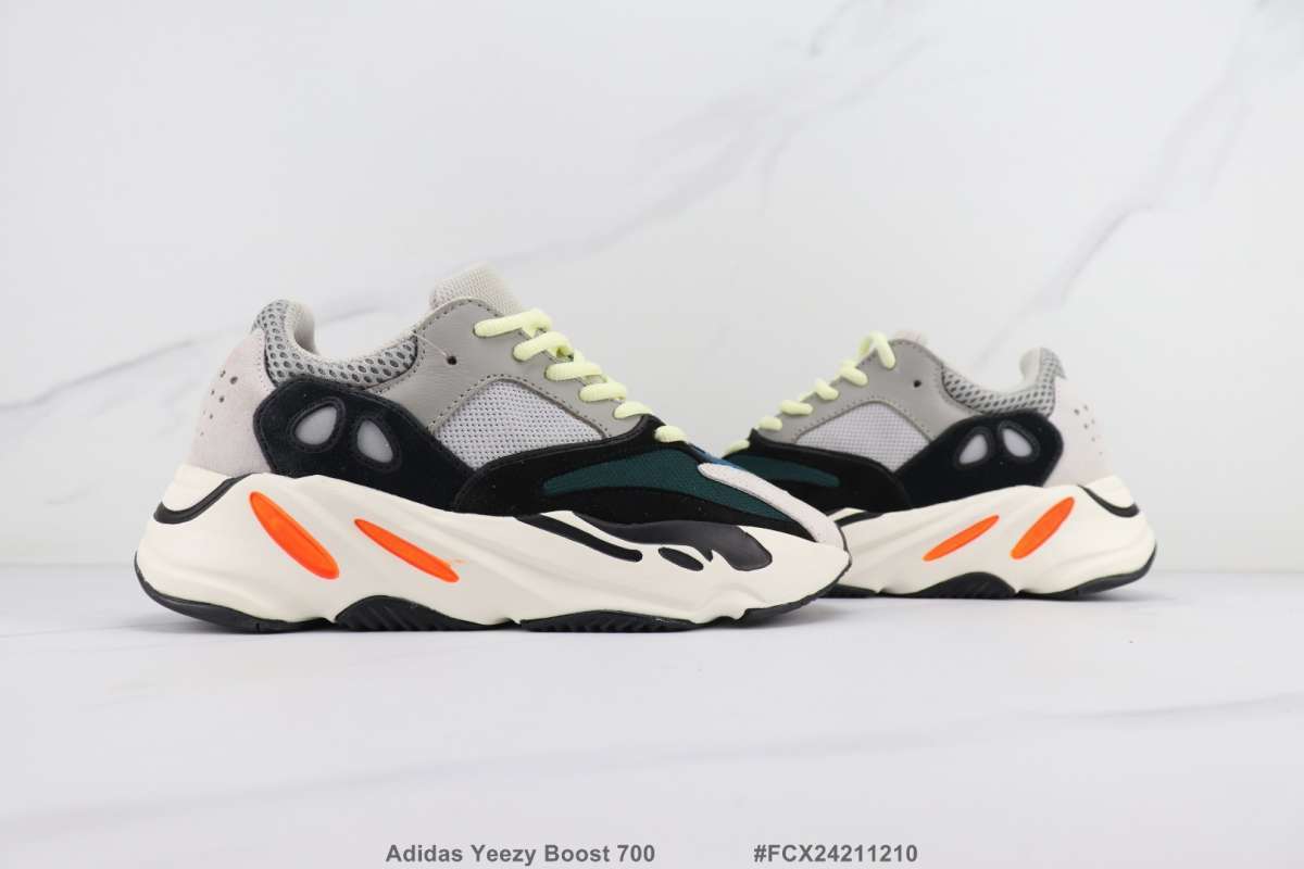 nike air jordan 1 retro mid laser blue white black