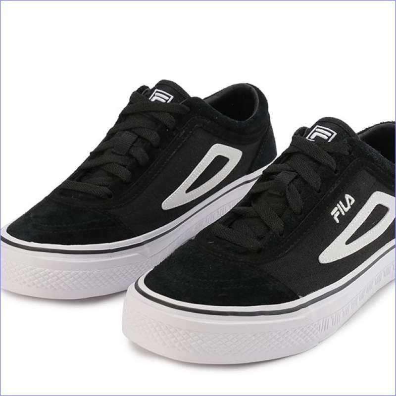 womens black fila