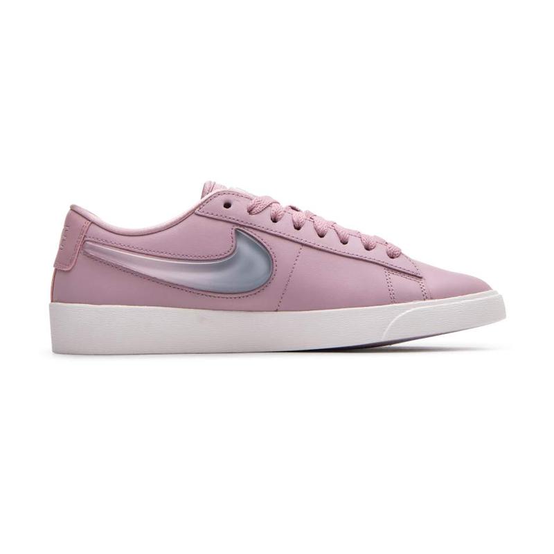 Jual NIKE Blazer Low LX 3D Swoosh 
