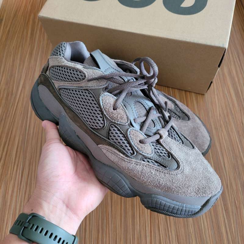 Adidas yeezy cheap 500 harga