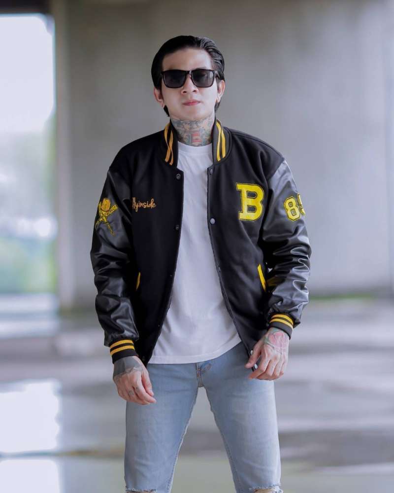 Promo Jaket Varsity Kombinasi Jaket 