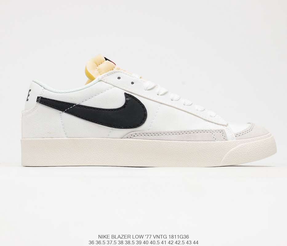 nike low top canvas