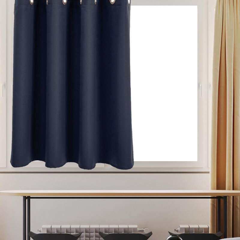 curtain decorator