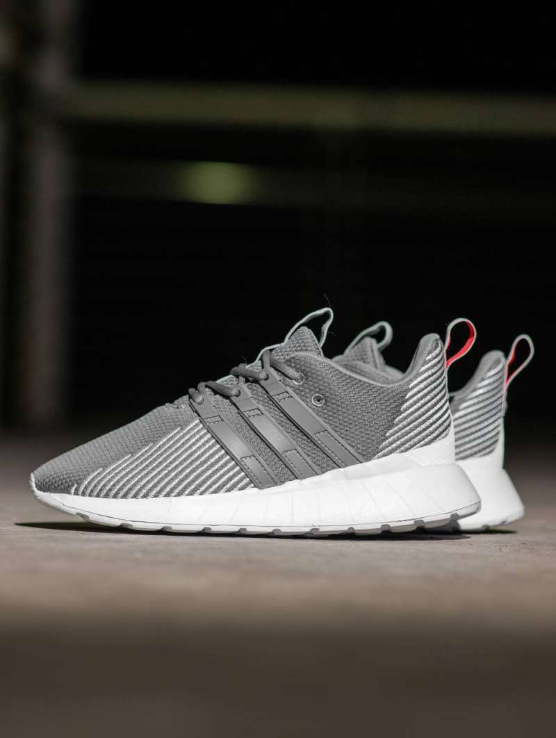 adidas questar grey