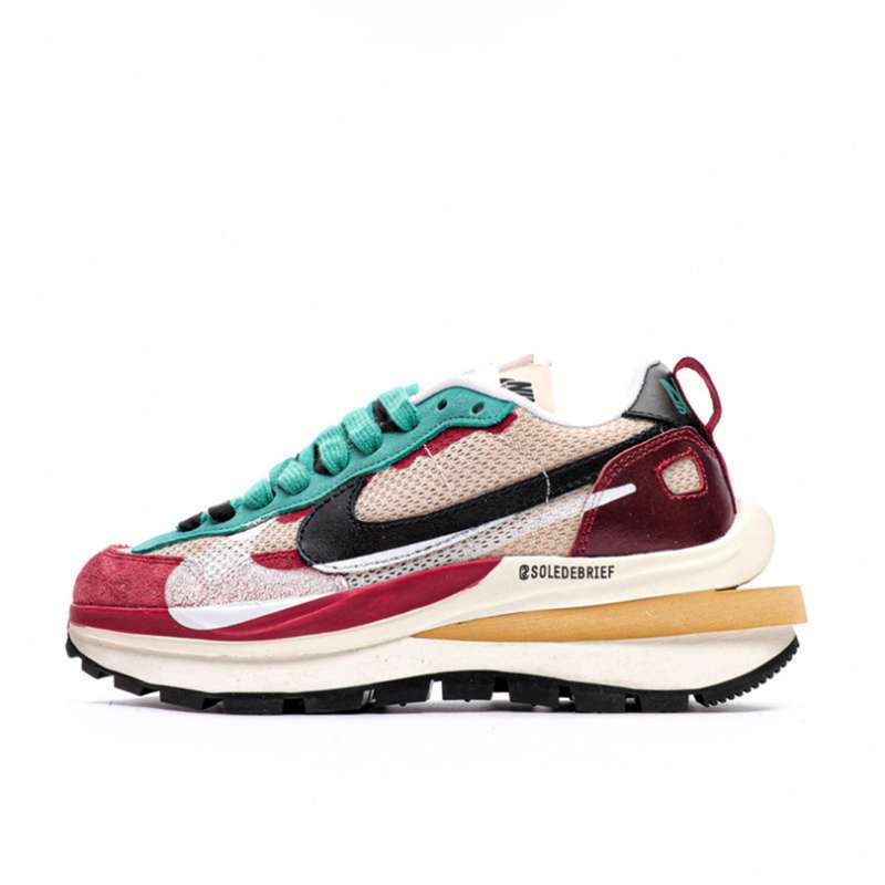 Promo Sacai x Nike Pegasus VaporFly SP 