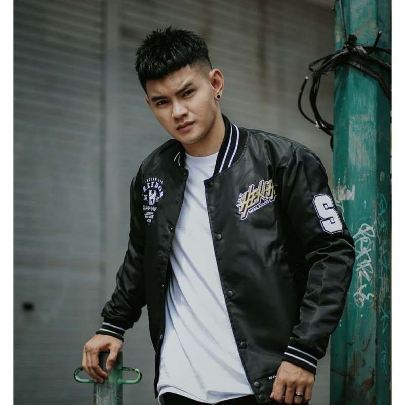 Jaket varsity clearance