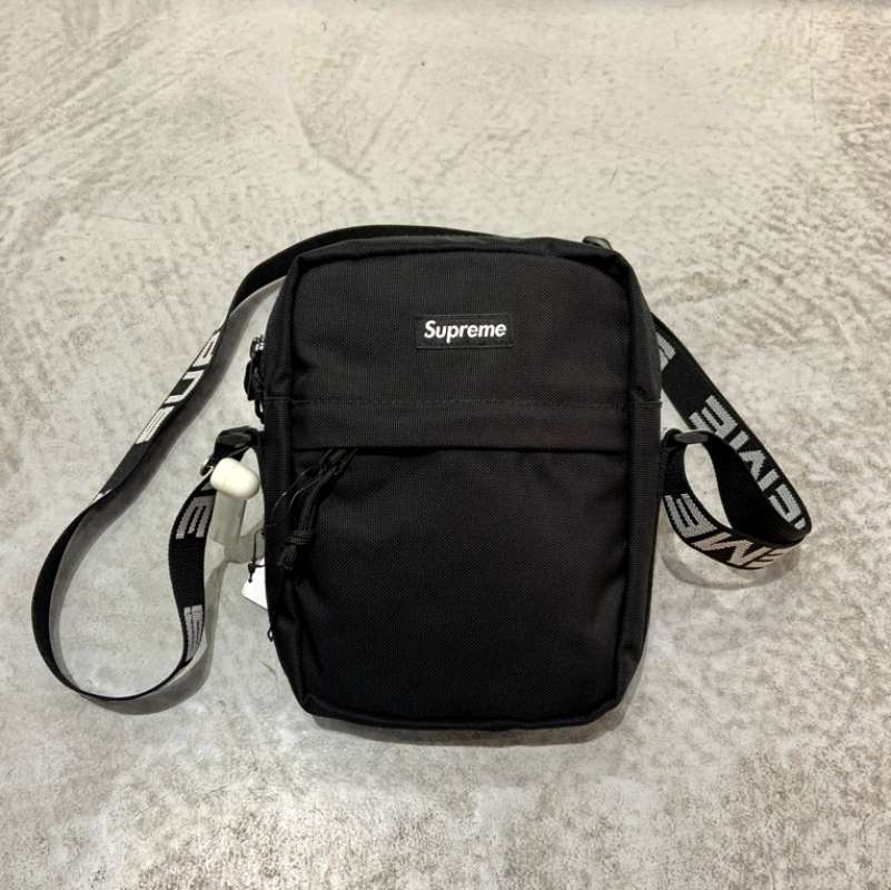 Shoulder bag best sale ss18