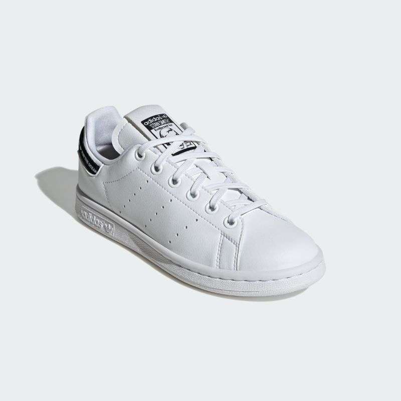 Adidas stan hotsell smith di jakarta
