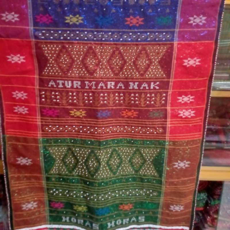 Porno pitssa qizil soch olib keldi