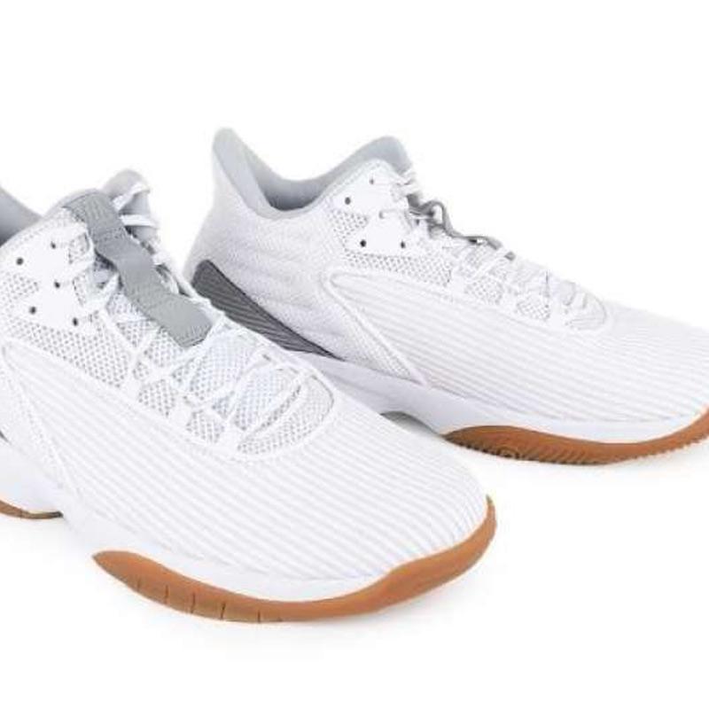 Jual League Clash 2 Sepatu Basket Pria Online Oktober 2020 Blibli Com