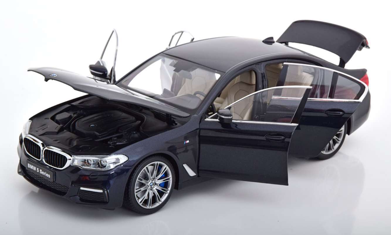 Jual Kyosho Bmw G30 5 Series White Miniatur Diecast 1 18 Online Oktober 2020 Blibli Com